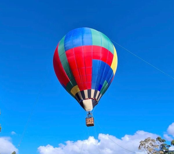 Duas Meninas Garden traz voo de balão para Arroio do Meio