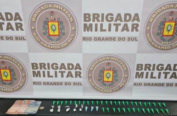 Adolescente é detido por tráfico de drogas