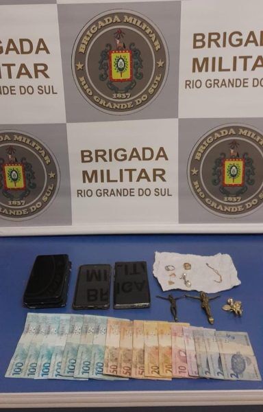 Brigada Militar prende mãe e filho por roubo