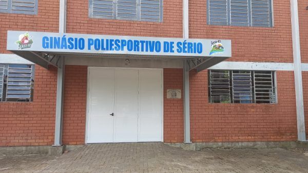 Jogadores agridem arbitragem em campeonato municipal de Sério