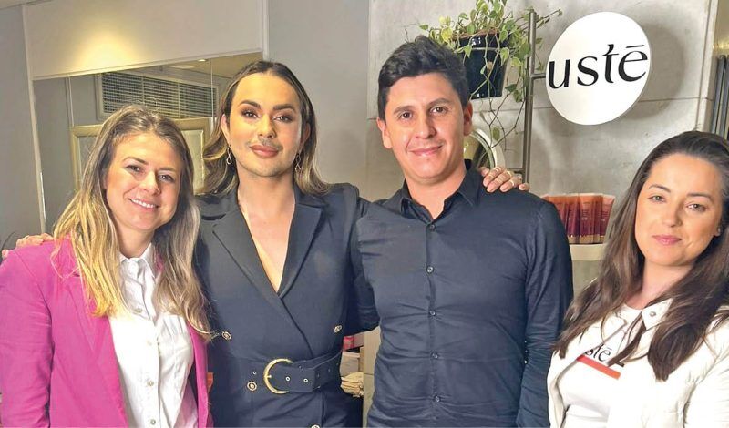 Ustē integra Gaúcha MakeUp em Porto Alegre