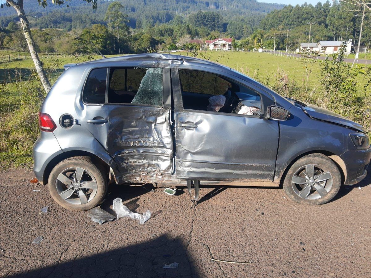 Acidente deixa idosos feridos em Poço das Antas