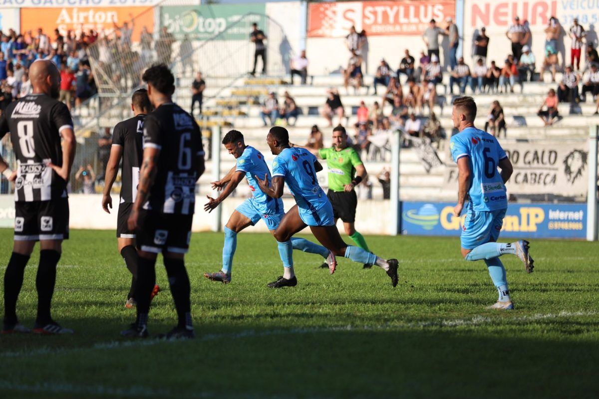 Lajeadense empata em 1 a 1 com o Santa Cruz na Arena Alviazul