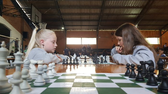 Jogar xadrez com amigos é viver 