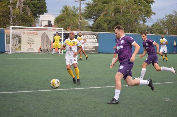 Taça 89 Anos define os campeões hoje à noite