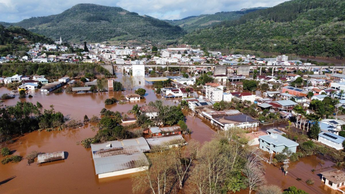 Muçum fecha estradas para priorizar limpeza da cidade