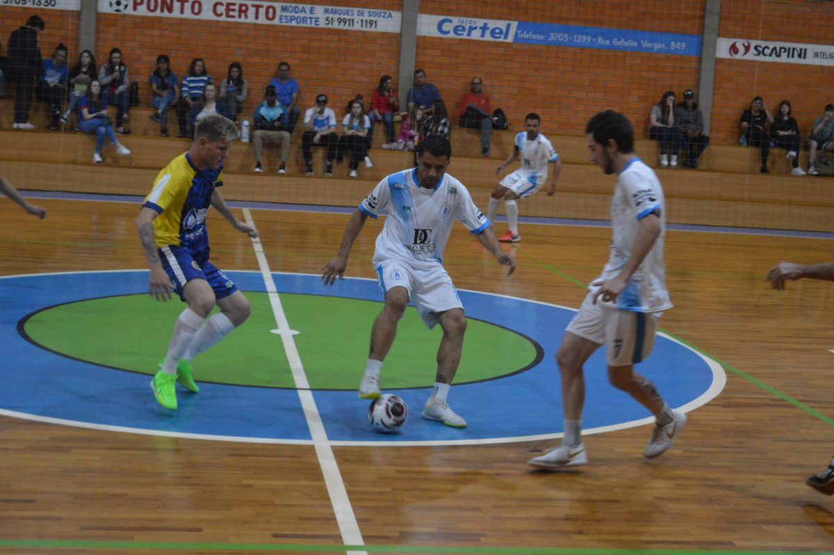 Campeonato Municipal de Futsal realiza terceira rodada