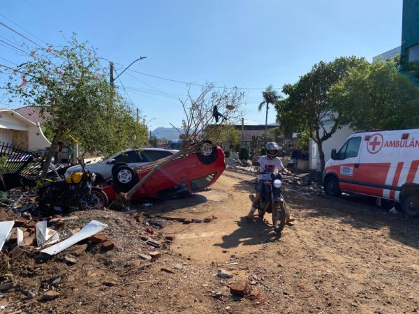 Encantado é ponto de concentração de voluntários