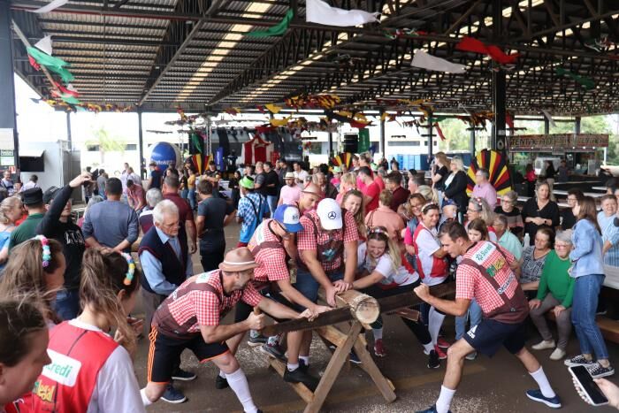 Teutoberfest ocorre de 13 a 15 de outubro