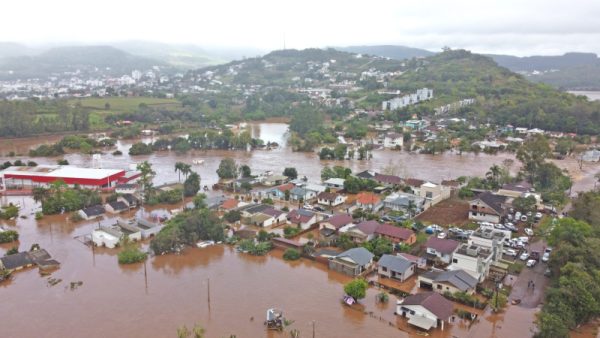 Câmara dos Deputados promove audiência sobre enchentes no Vale