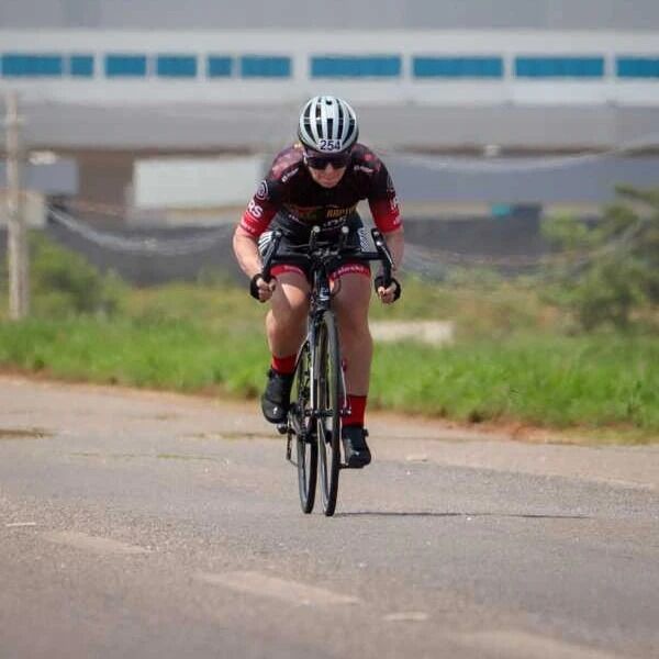 Sara Scherer se destaca no Campeonato Brasileiro de Ciclismo