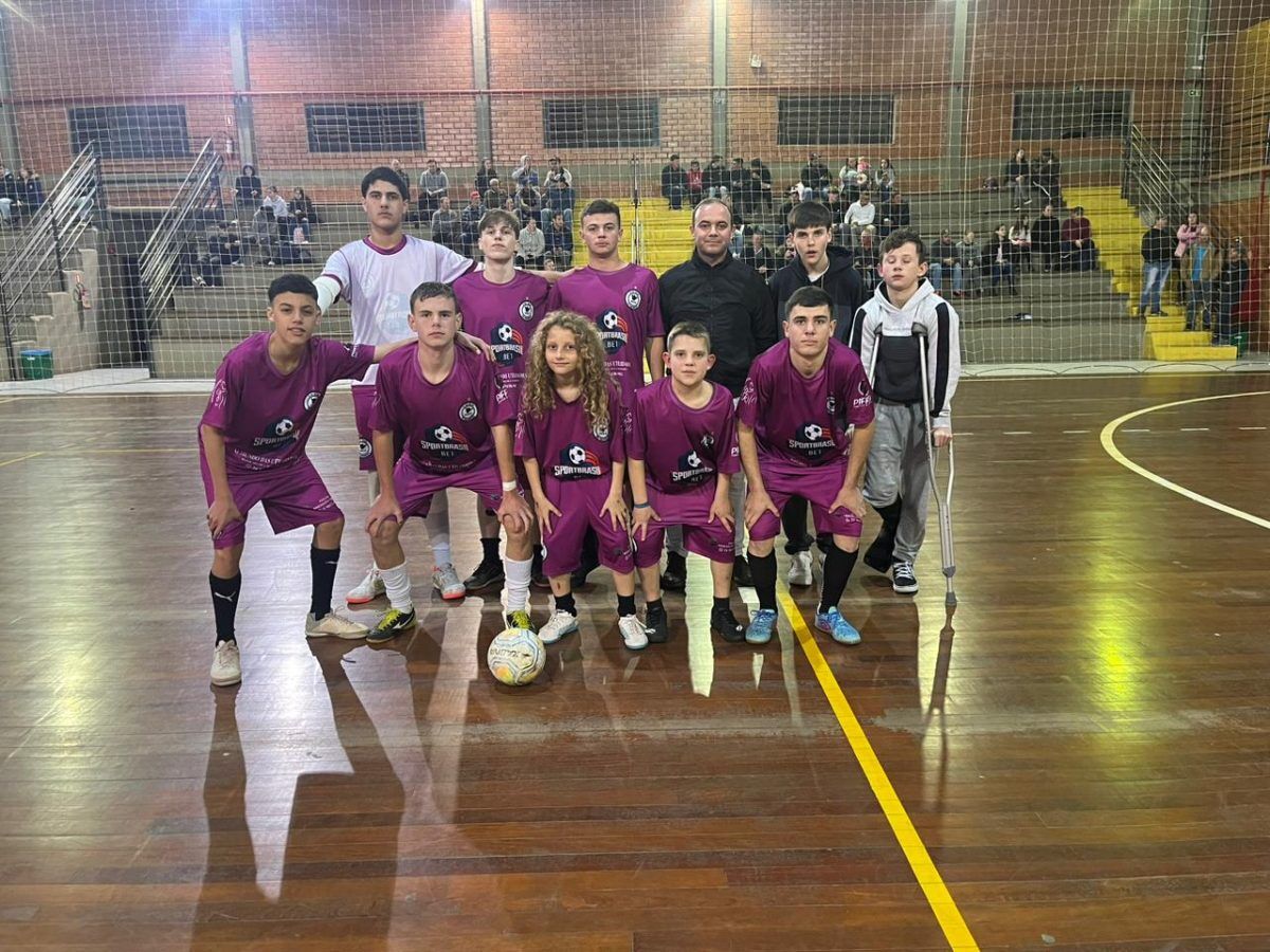 Noite de definições no futsal em Canudos do Vale