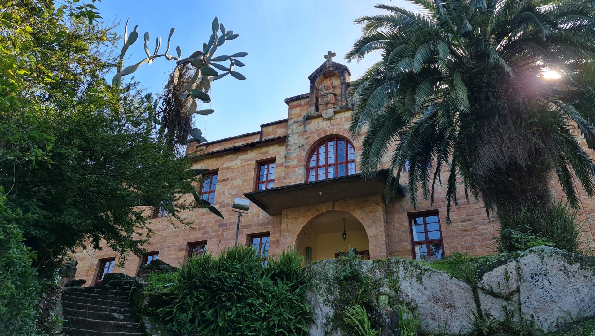 Convento São Boaventura se torna refúgio de beleza arquitetônica em Imigrante
