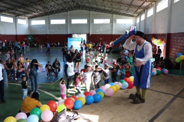 Evento integra famílias na Emei Cantinho Mágico, em Lajeado