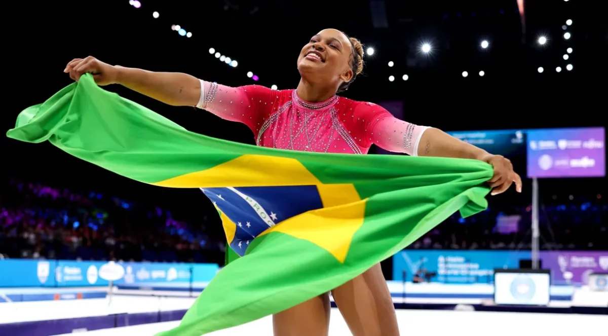 Rebeca Andrade conquista prata no Mundial de Ginástica Artística