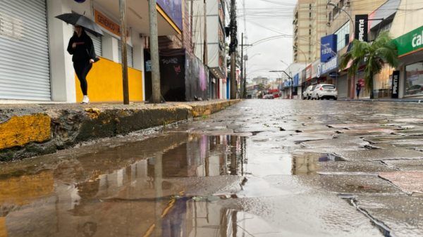 Instabilidades atuam sobre a região neste sábado