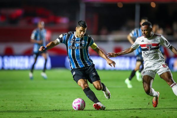 Grêmio perde a terceira seguida no Brasileirão