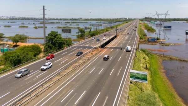 CCR encerra obras e libera pistas na Freeway