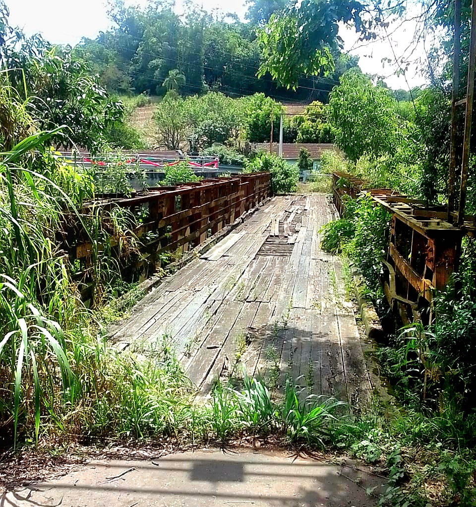 Governo de Forquetinha solicita retirada da ponte de ferro