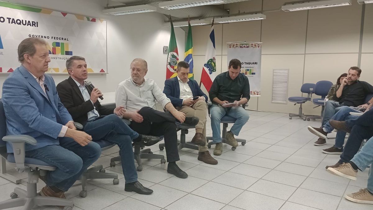 Deputados ouvem prefeitos sobre socorro dos governos