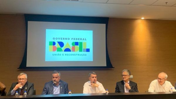 Ministro anuncia mais R$ 9,4 milhões aos municípios do Vale