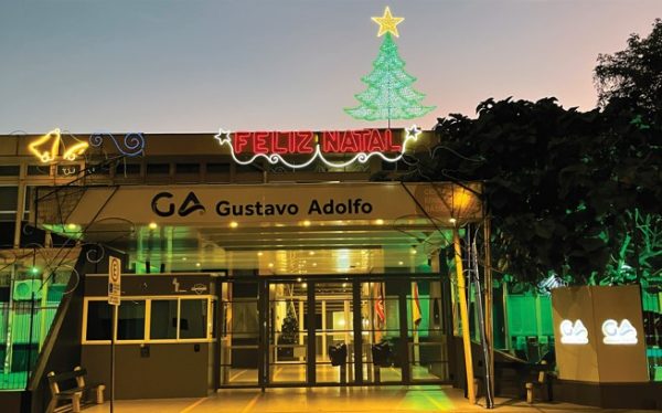 Gustavo Adolfo volta a apresentar espetáculo de luzes e músicas natalinas