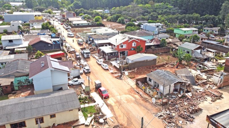 Estrela anuncia isenção de IPTU para casas danificadas pelas cheias