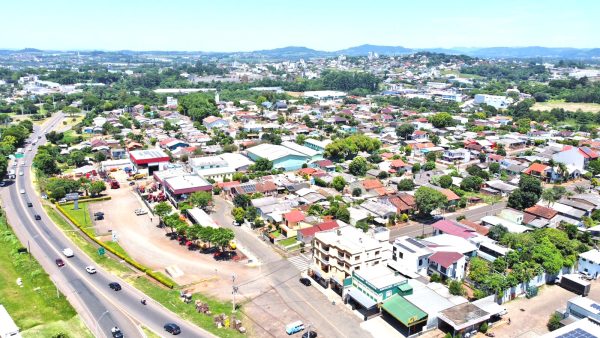 Moradores avaliam serviços de forma positiva. Limpeza urbana é criticada