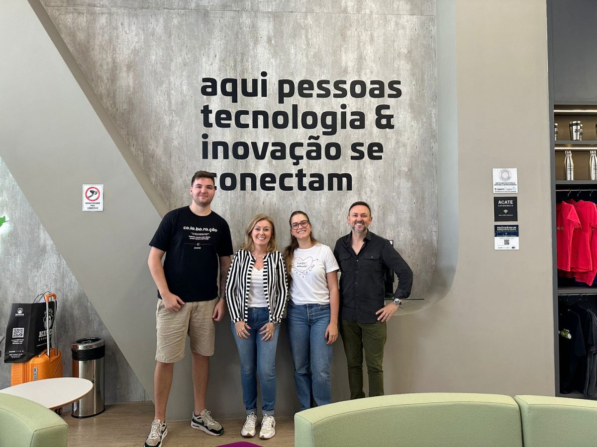 Smart Tecnologia visita a ACATE, em Santa Catarina