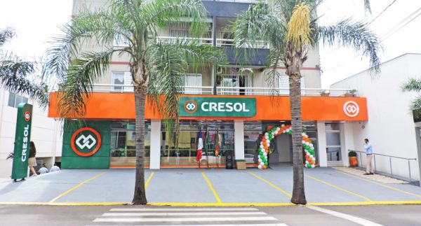Cresol projeta três novas agências na região