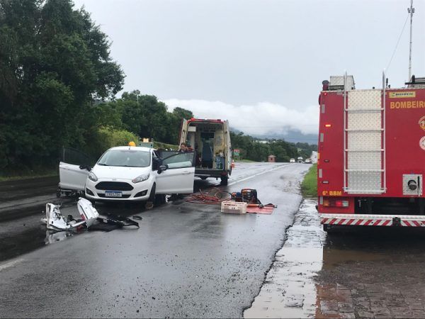 Colisão entre carro e caminhão deixa um ferido na ERS-130, em Arroio do Meio