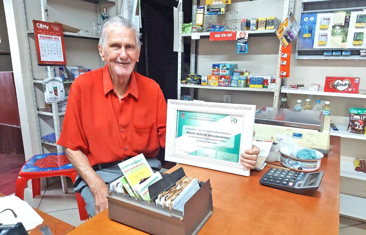 “Trabalho para viver mais tempo, gosto de me manter ocupado”