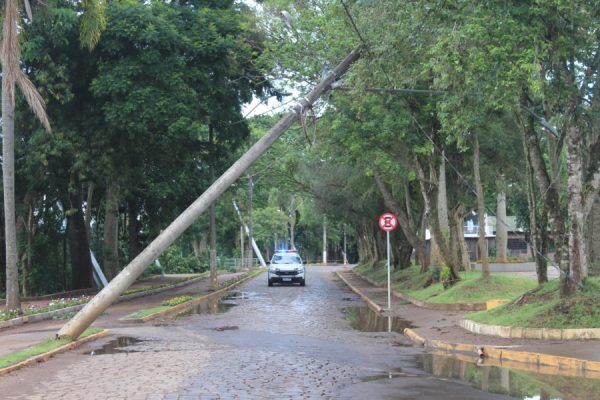 Temporais devem atingir o Vale à noite