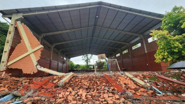 Pelo menos 50 pessoas buscaram lonas na Defesa Civil de Lajeado