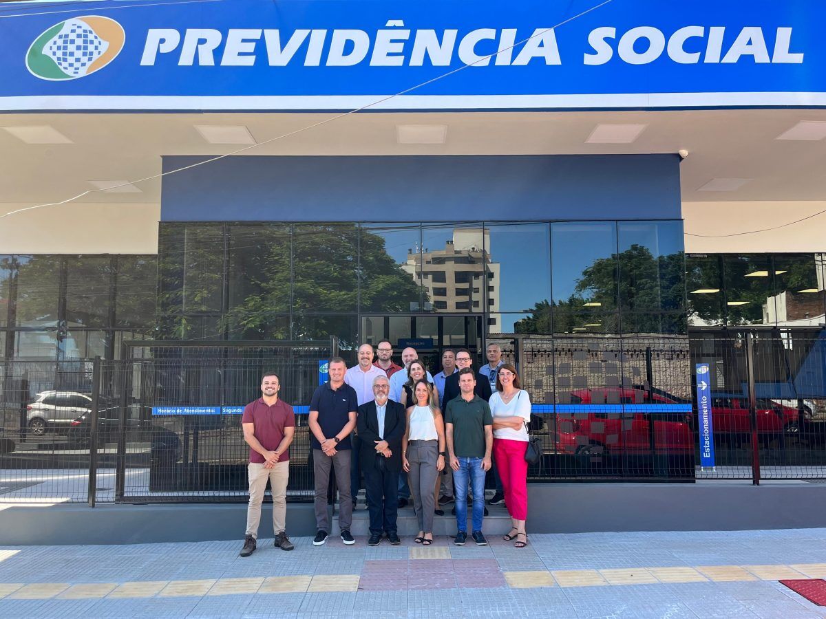 Comitiva do INSS visita Lajeado para vistoriar obra da nova sede