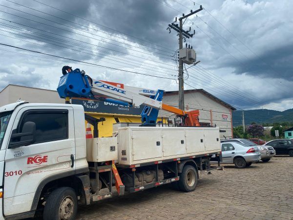 Vale do Taquari tem 4 mil famílias sem energia elétrica