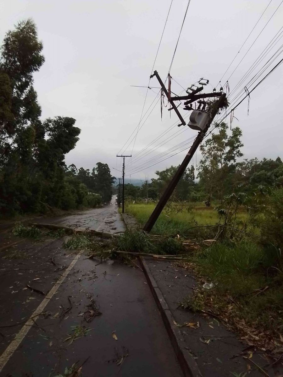 No Vale, 16 mil clientes da RGE continuam sem energia