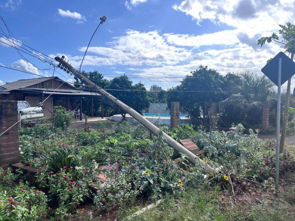 Cerca de 300 clientes da RGE seguem sem luz no Vale do Taquari