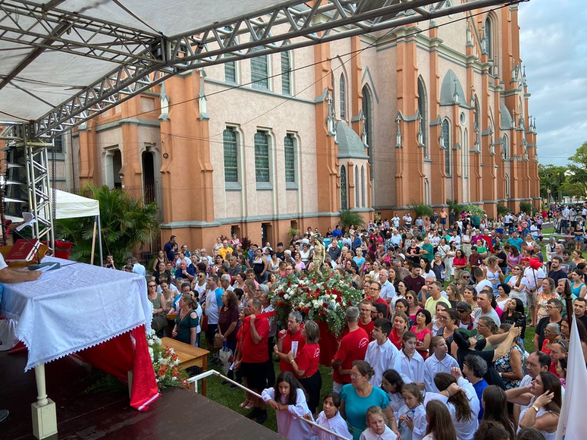 Festejo de São Sebastião Mártir recebe 22 mil pessoas na procissão