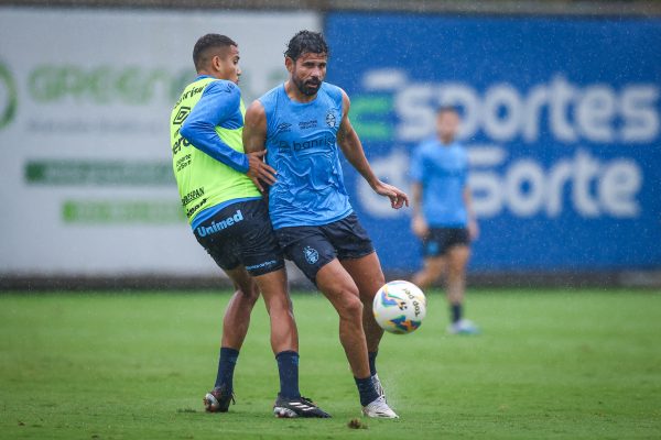 Tricolor faz último treino antes de enfrentar o Santa Cruz