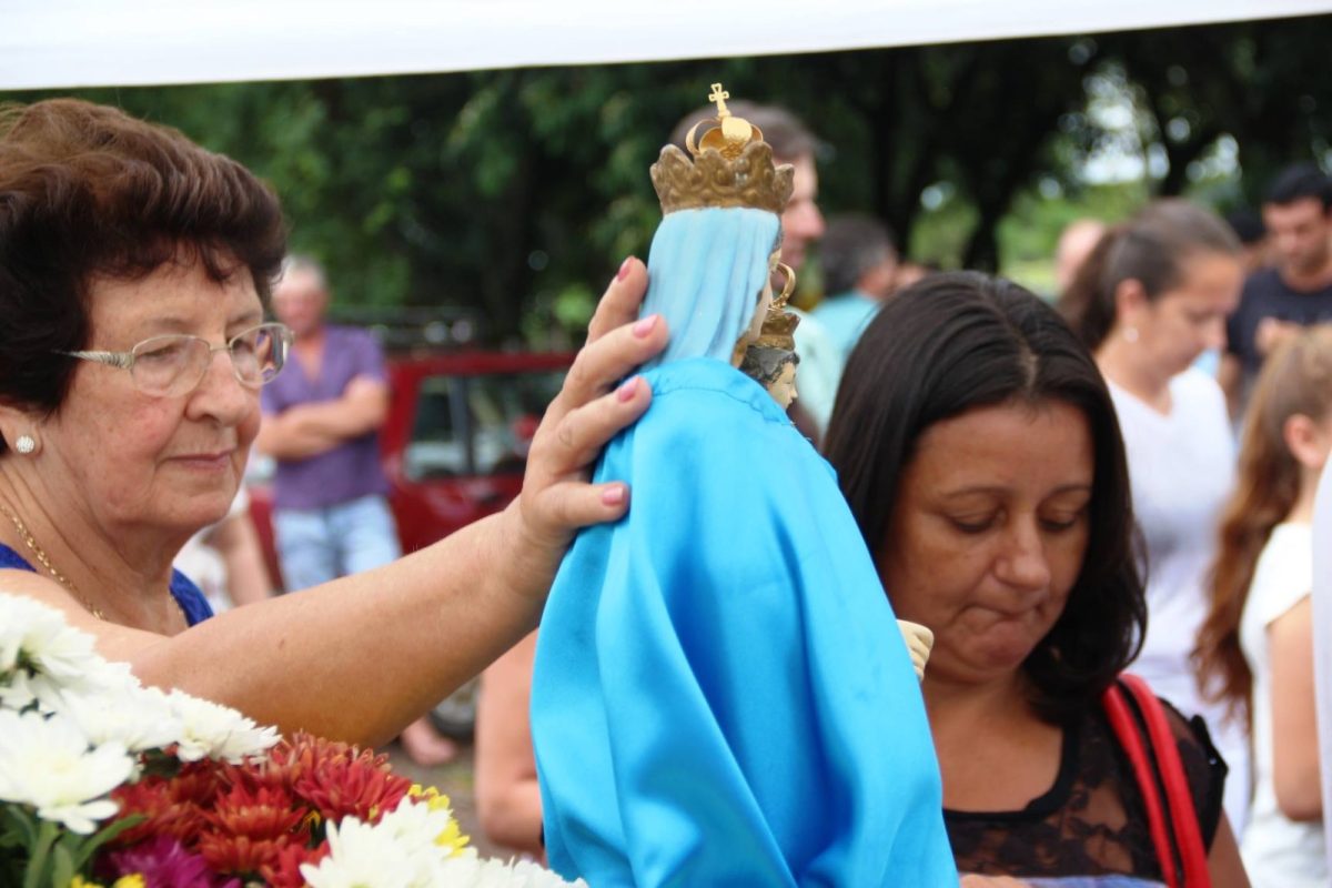 Procissão celebra Nossa Senhora dos Navegantes em Vila Mariante