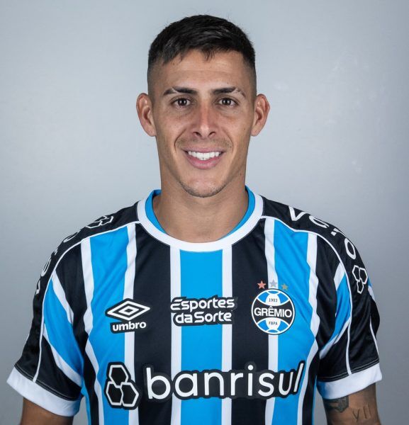 Grêmio confirma contratação de Pavón