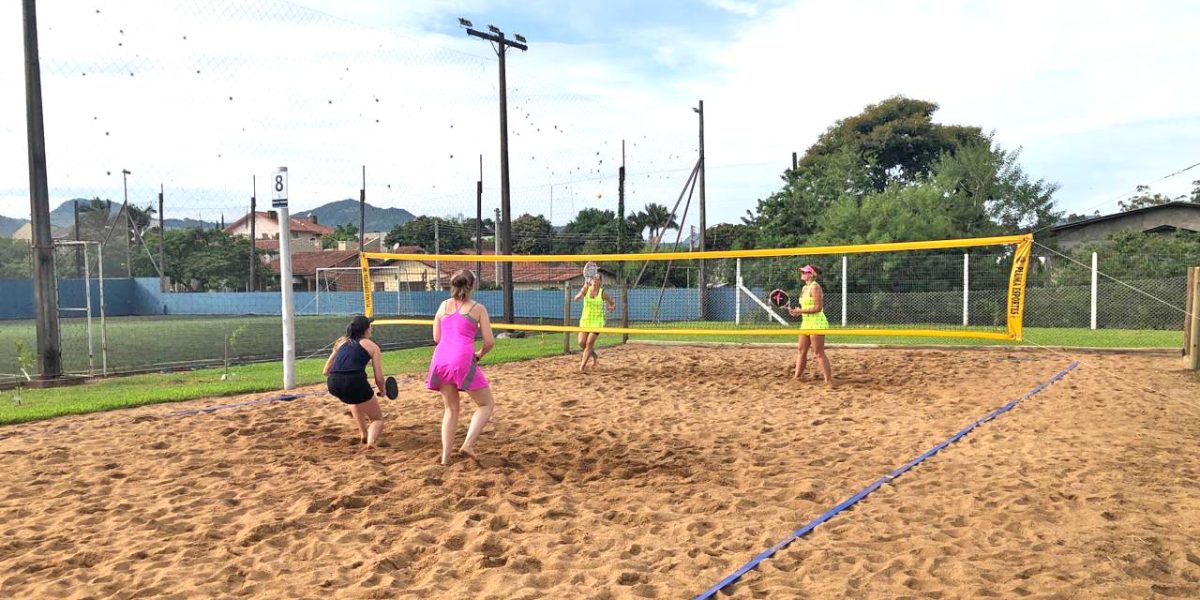 Encantado sedia torneio de Beach Tennis