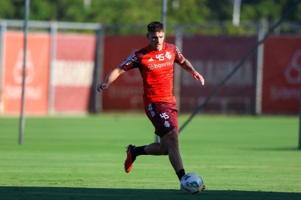 Atacantes preocupam e viram dúvida para volta da semifinal