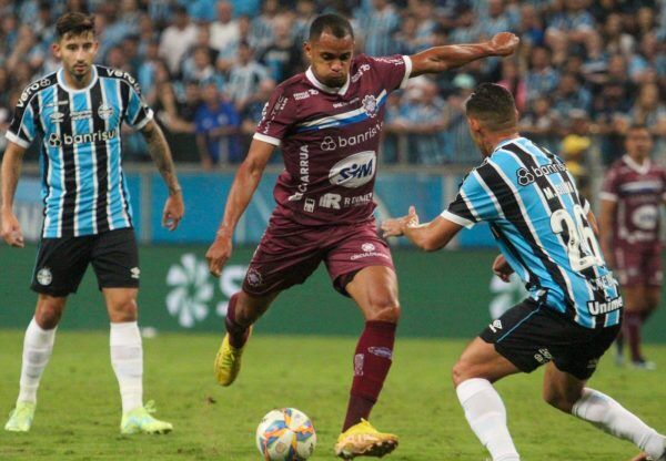 Grêmio elimina Caxias e está na final do Campeonato Gaúcho