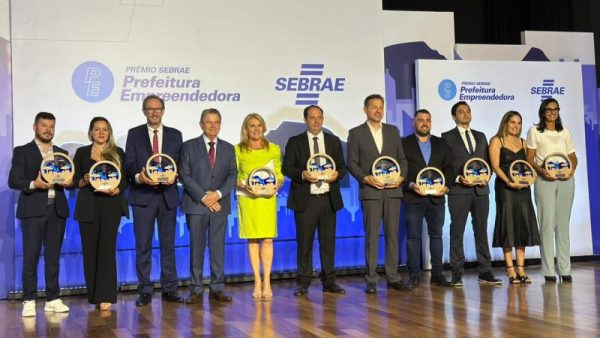 Encantado e Venâncio Aires conquistam prêmio “Prefeitura Empreendedora”