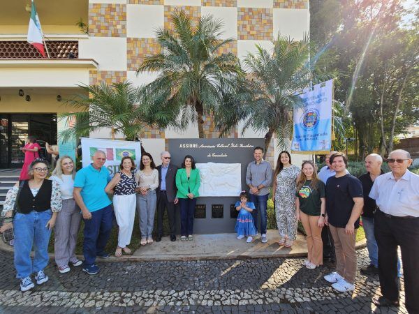 Monumento Leão de San Marco é inaugurado em Encantado