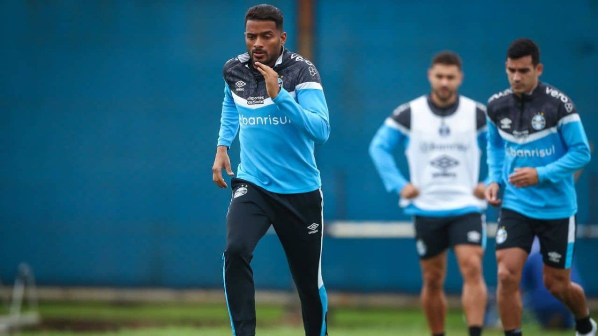 Atletas lesionados mantêm trabalho mesmo durante folga