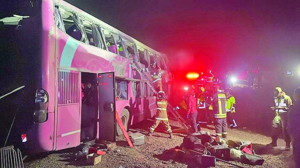 Ônibus que sofreu acidente no Chile transportava 25 passageiros do Vale