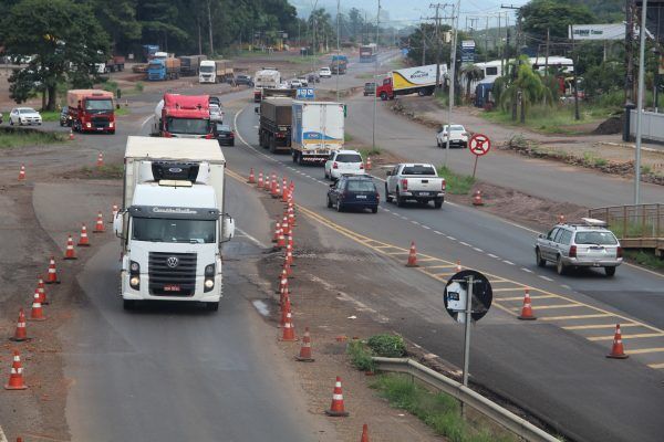 Duplicação recomeça na próxima segunda, afirma CCR ViaSul